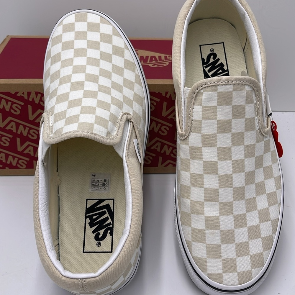 Vans WMNS Checkerboard Sneakers Classic Slip-On
(Checkerboard)Trtldvtrwht - Picture 12 of 16